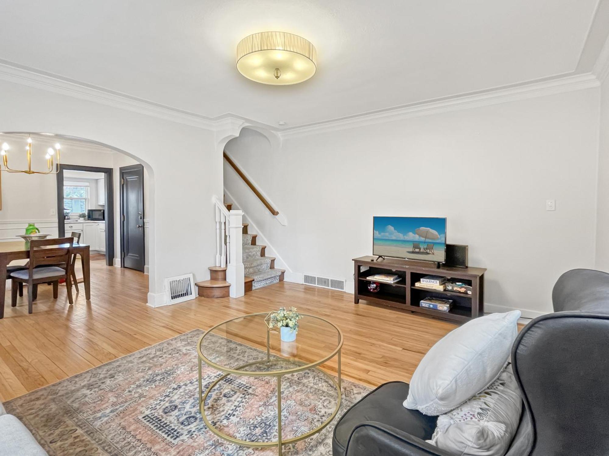 Cozy 3Br Home By Ingersoll Restaurant Scene Des Moines Extérieur photo